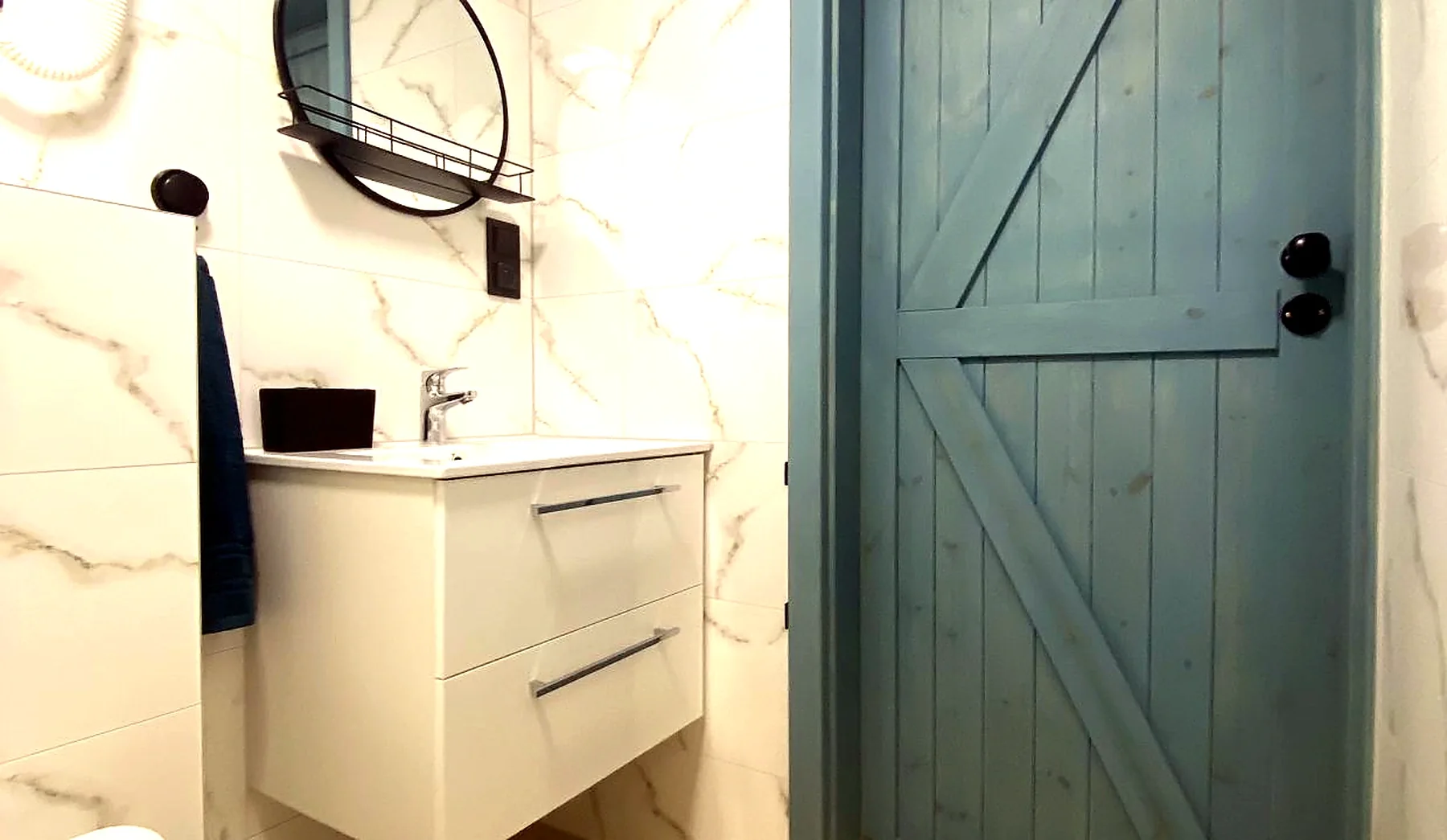 Łazienka w apartamencie Riviera Poddąbie